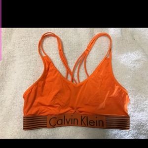 Calvin Klein sports bra bralette L